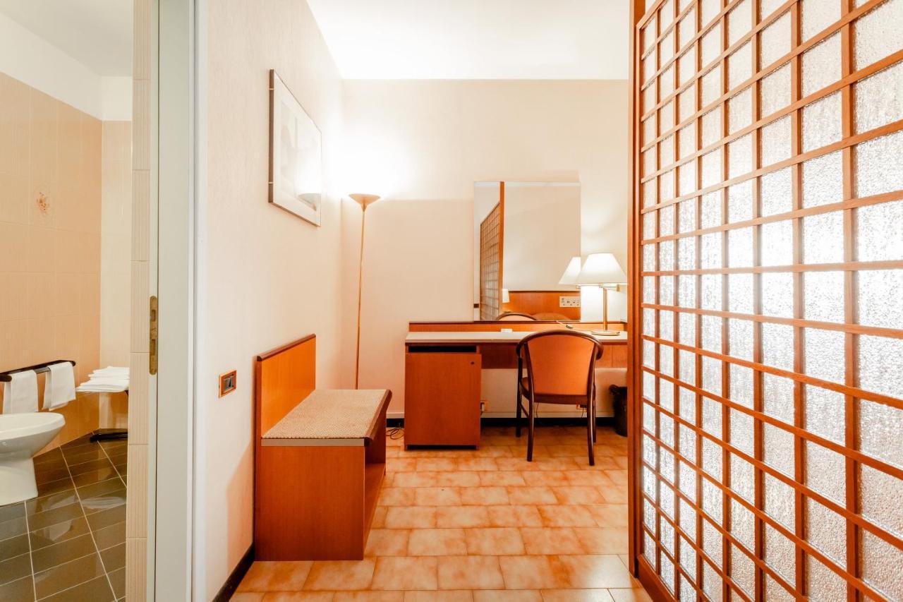 Отель Rhi Porta Bologna Пьеве-ди-Ченто Экстерьер фото